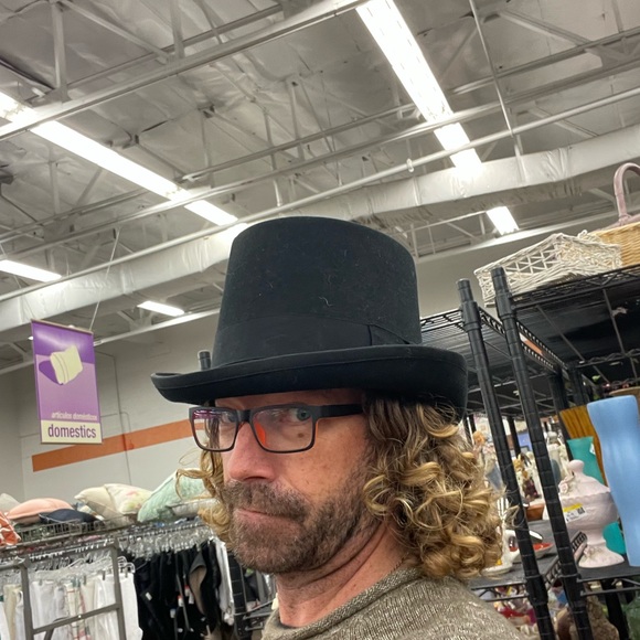 Meet your Posher, Jason - Picture 3 of 16